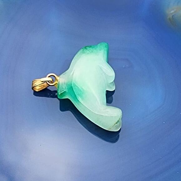 Vintage Polished Jadeite Etched Dolphin Pendant Charm - Picture 4 of 10